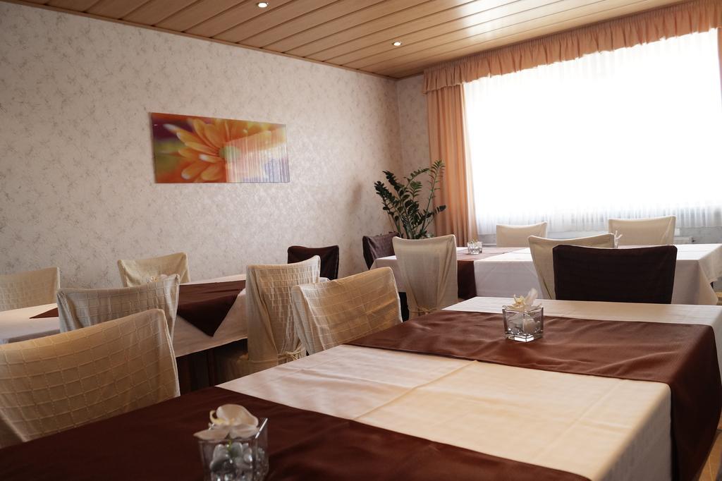Pension Huhn Angersbach Экстерьер фото