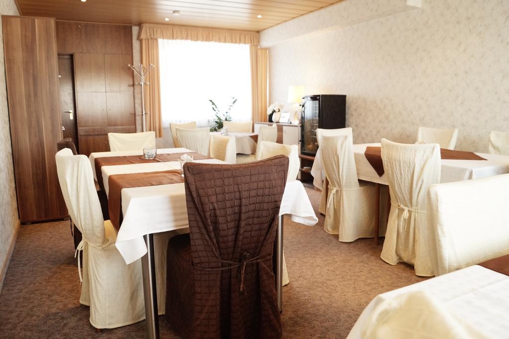 Pension Huhn Angersbach Экстерьер фото